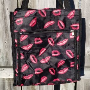 Lip Print Bag in Black and Red